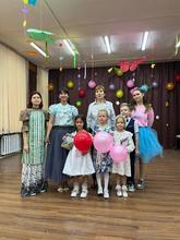 фото участников сказки с выпускниками