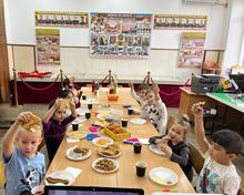 чаепитие с блинами